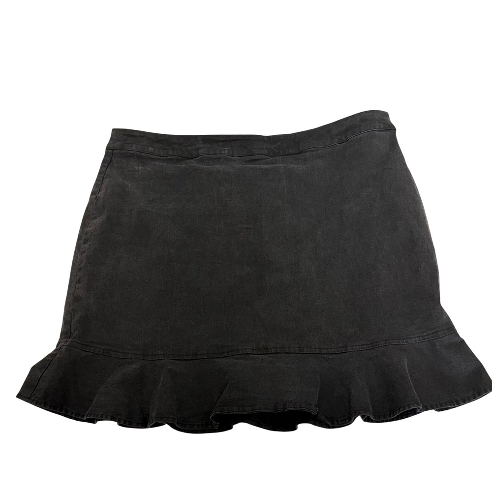 Chaser Black Denim Ruffle Skort Women Size Small Vintage Wash Mini Skirt Shorts